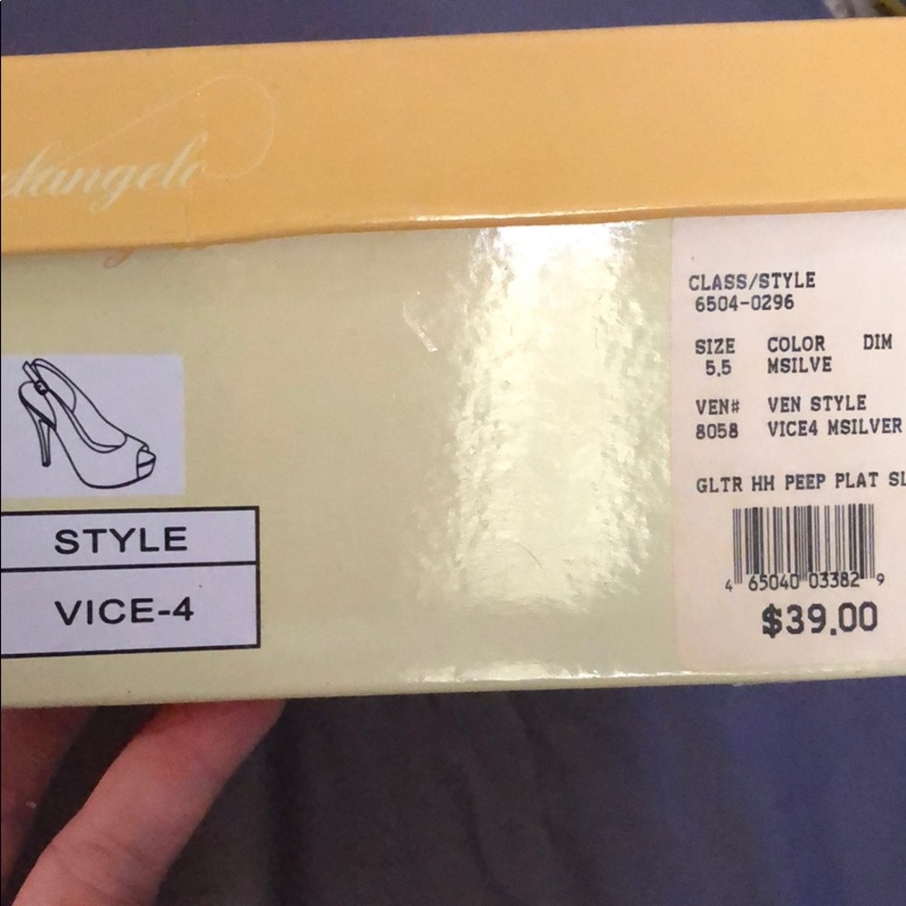Women’s peep toe heels